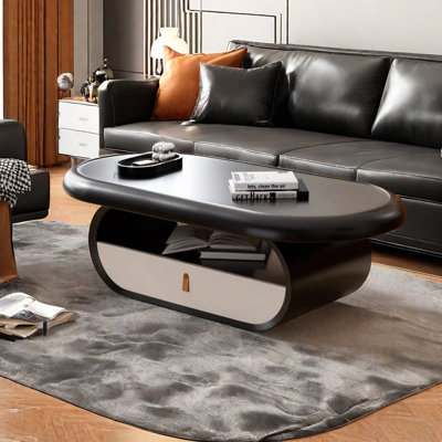 Table basse simple moderne crème et légère