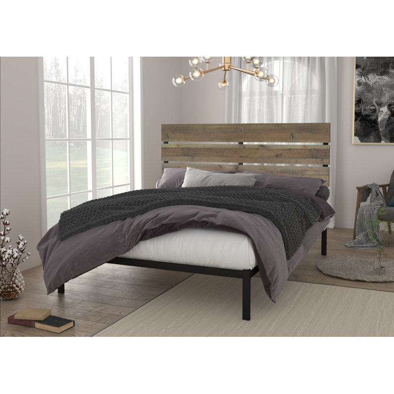 Middlebury Metal Standard Bed, King