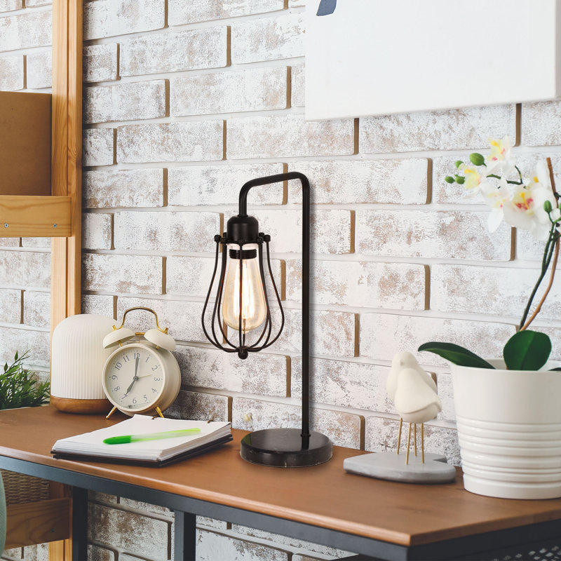 Metal Arched Lamp