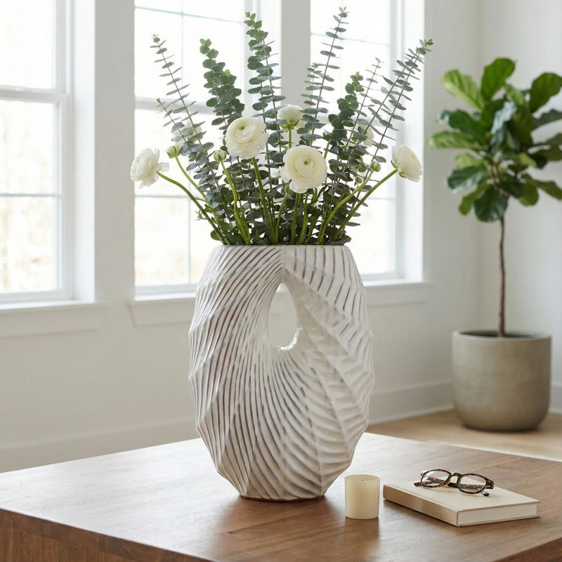 Grand vase sculptural en céramique sculptural avec design spiral pour décoration intérieure - Vase de table moderne pour le salon ou le vestibule - Blanc