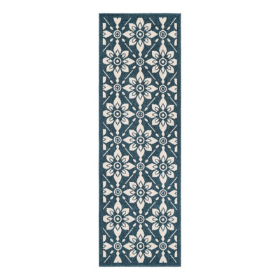 Outdoor Trellis Area Rug
