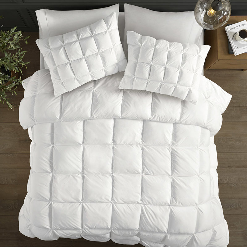 Édredon double / grand rembourré avec duvet synthétique, coquille 100% microfibre, surpiqûres 3D, conception Jump Tack, chaud en hiver, boucles d'angle, -, protège-oreiller pour très haut, vendu