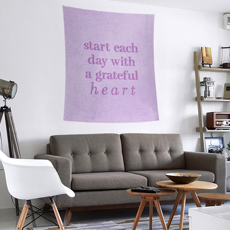 Tapisserie citation à l’écriture en polyester, H 60 po x l 51 po, Violet