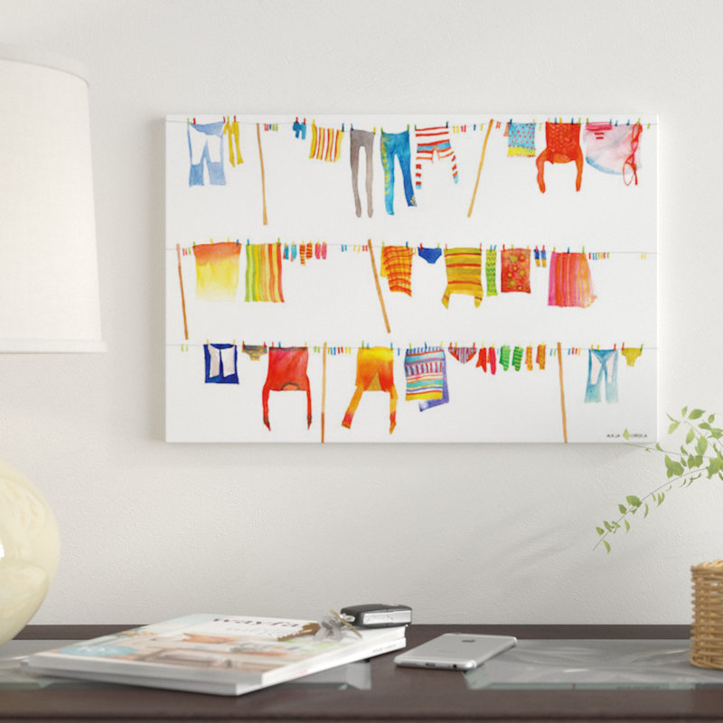 «Laundry» par Maja Wronska, impression sur toile, H 12 po x l 18 po x P 1,5 po, Toile tendue