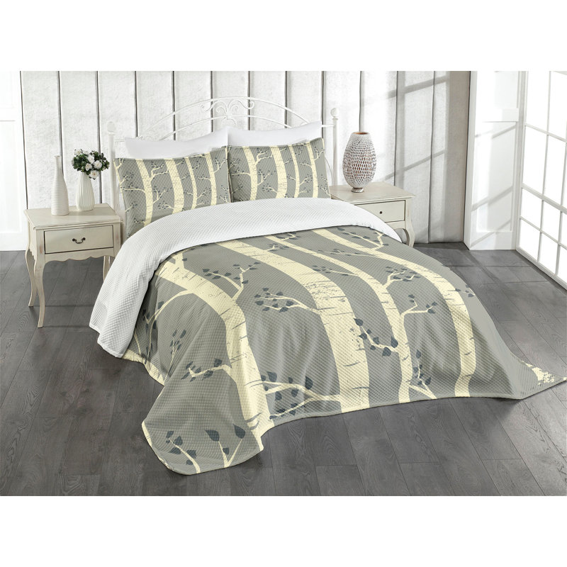King Size White Quilted Bedspread Set with Pillow Shams