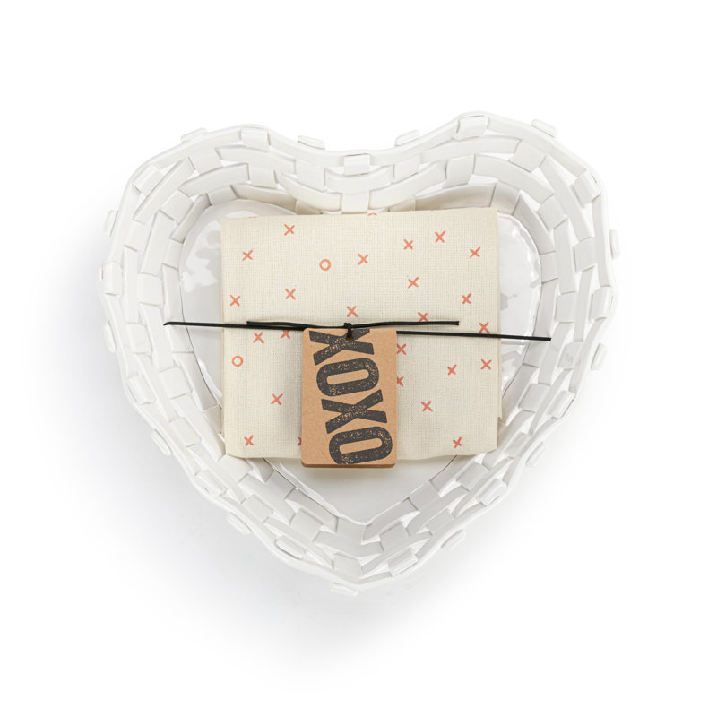 Heart Bread Basket With Towel