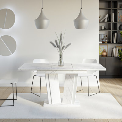 Extentable Dining Table Doha