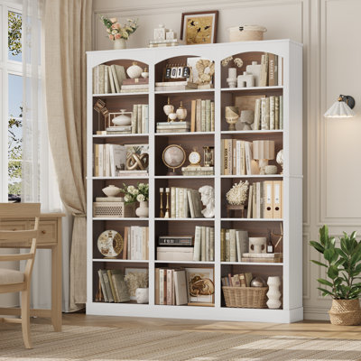 Bibliothèque standard avec tablettes réglables Huckins