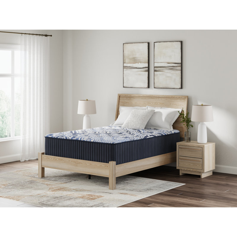Firm Luxe 2.0 Mattress, Queen