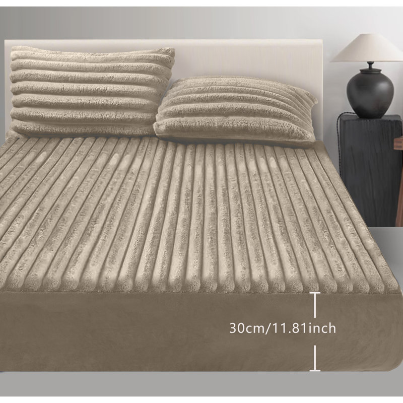 17 Stories Fitted Sheet, Brown