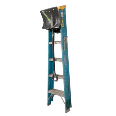 Stepladder/Rake/Cord Rack