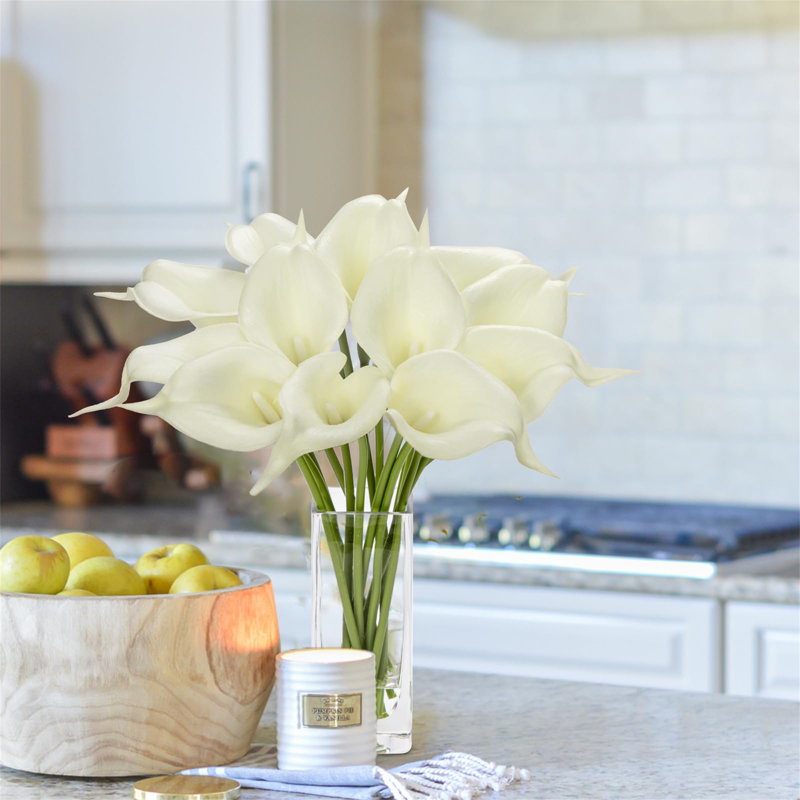 Arrangement in Vase, Beige