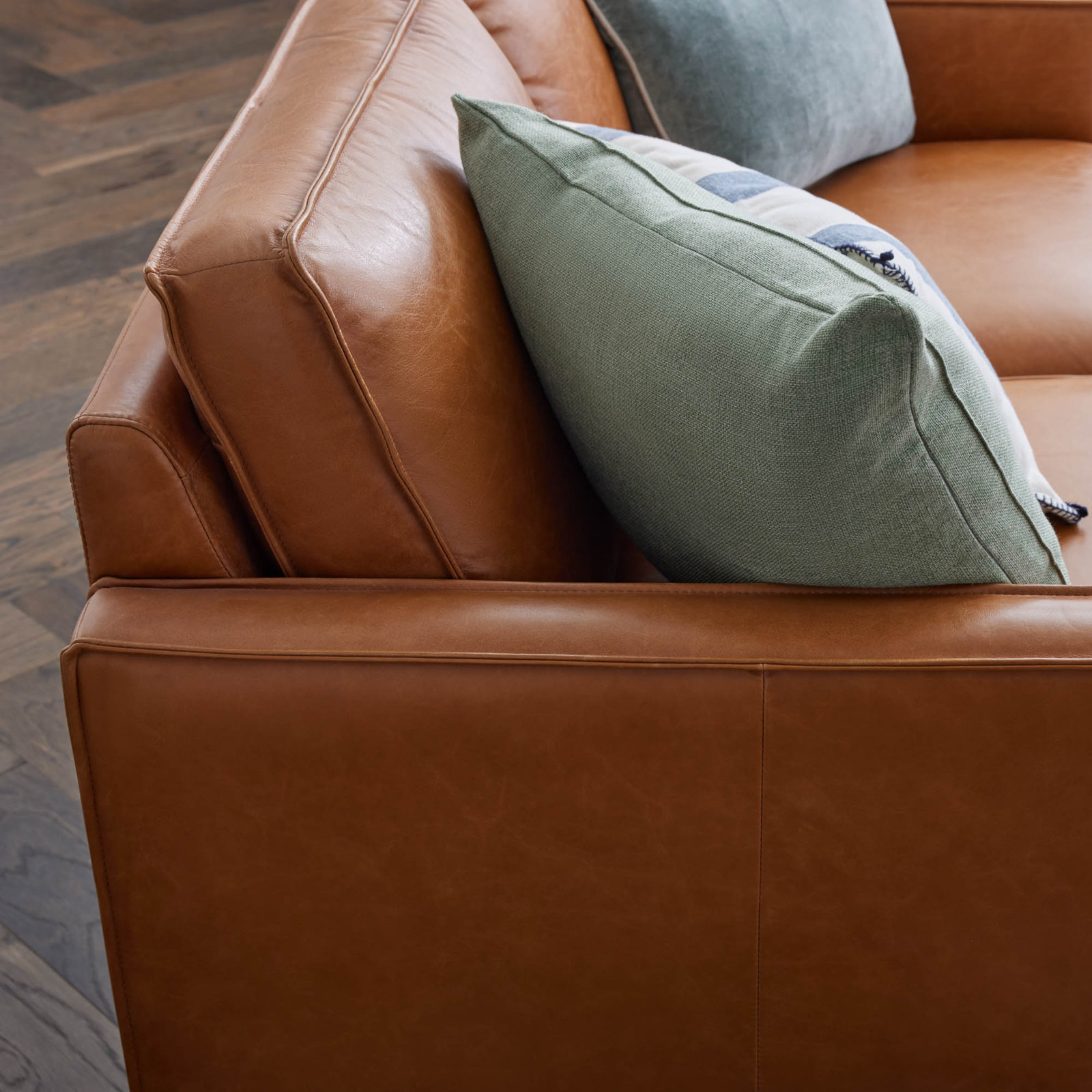 Cascades 59'' Upholstered Loveseat, Chestnut Genuine Leather