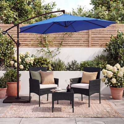 3 Piece Wicker Patio Conversation Set With Cantilever Umbrella