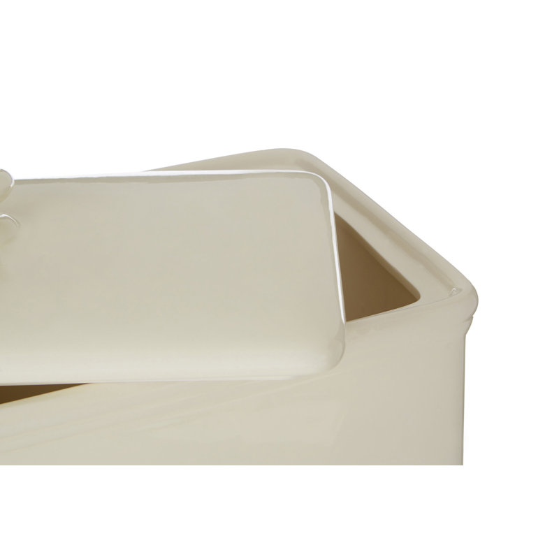 Dedria Statue Planter, 34cm H x 26.5cm W x 23cm D, Natural