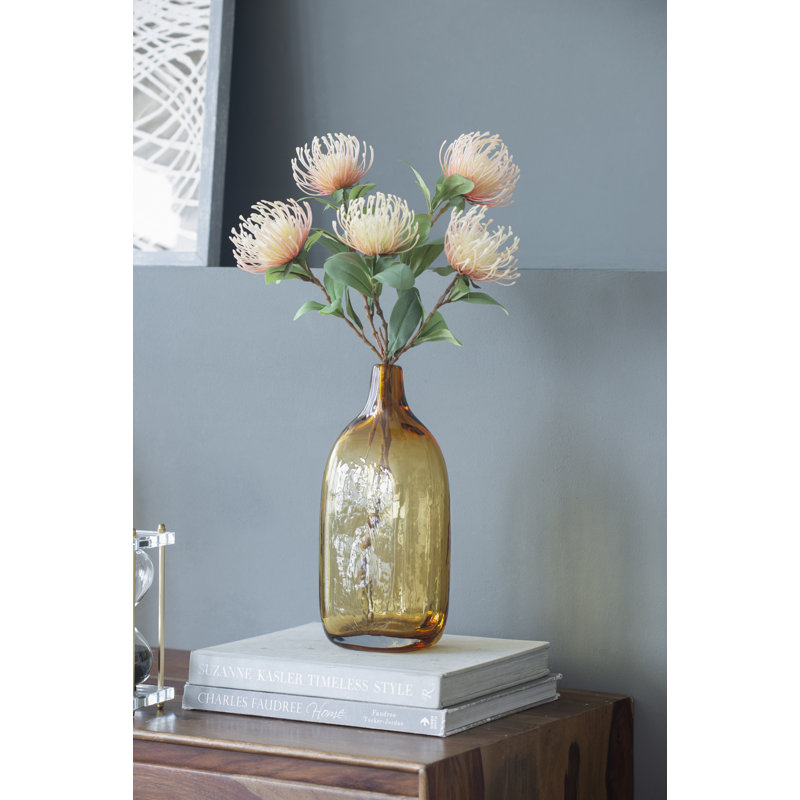 Vase Enya, H 11,8 po x l 5,5 po x P 3,7 po