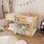 Lit superposé simple au-dessus d'un lit simple pour enfant avec garde-corps et échelle