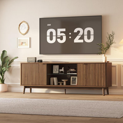 Meuble télé 63 po avec prises de courant, rangement et console réglable