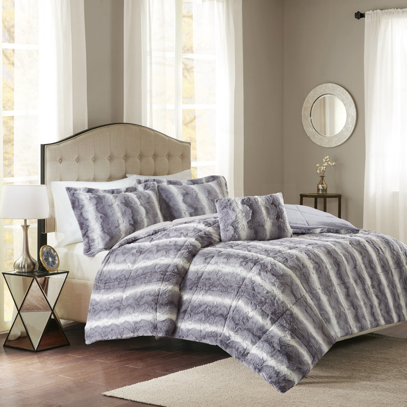 Ensemble d'édredon en fausse fourrure Zuri, Édredon double / grand + 2 taies décoratives + 1, Gris