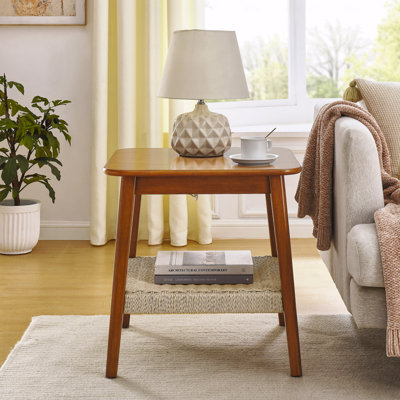 Table d'appoint de style Mid-Century 23 "avec tablette tissée, table d'appoint avec rangement Boho, tables de chevet, petite table d'appoint