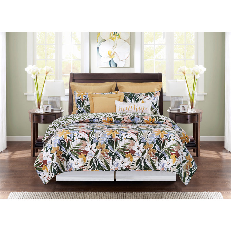 Joelle Cotton Quilt Set, Queen Quilt + 2 Shams