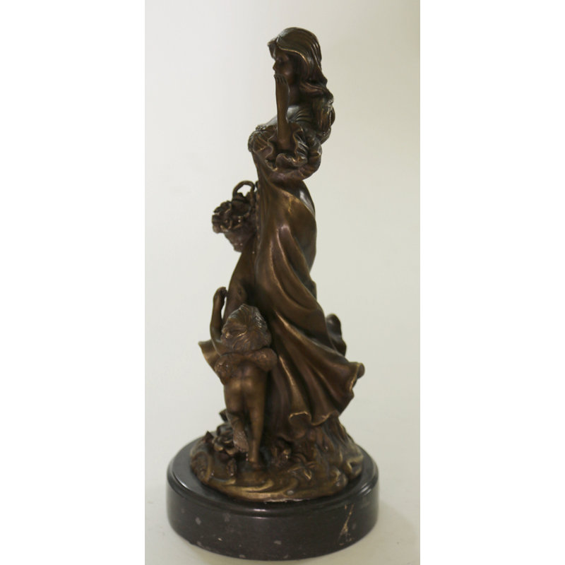 Figurines et sculptures
