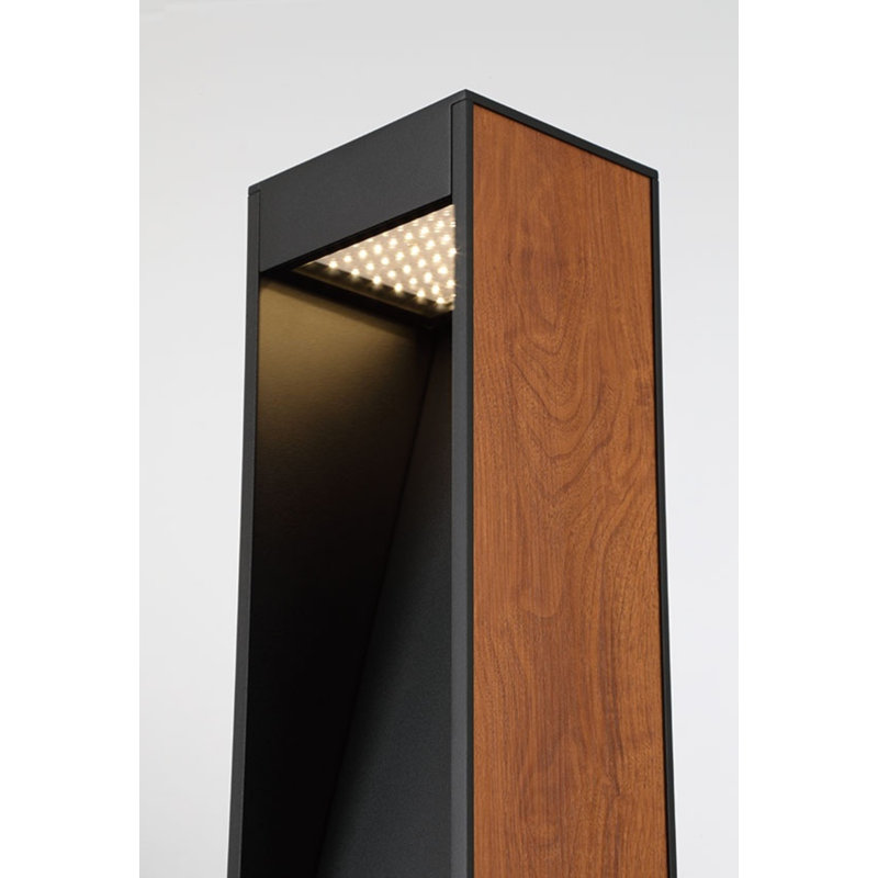 Borne lumineuse métallique câblée, 24"