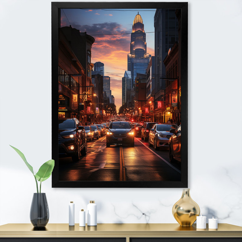 «Kirill Charlotte Cityscape At Night I», reproduction d'art sur toile, H 40 po x l 30 po x P 1,5 po, Cadre photo noir
