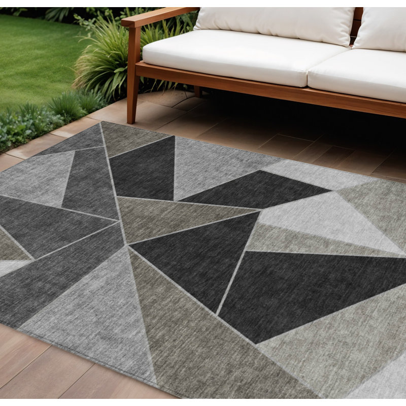 Tapis extérieur lavable géométrique 8 pi x 10 pi café au charbon