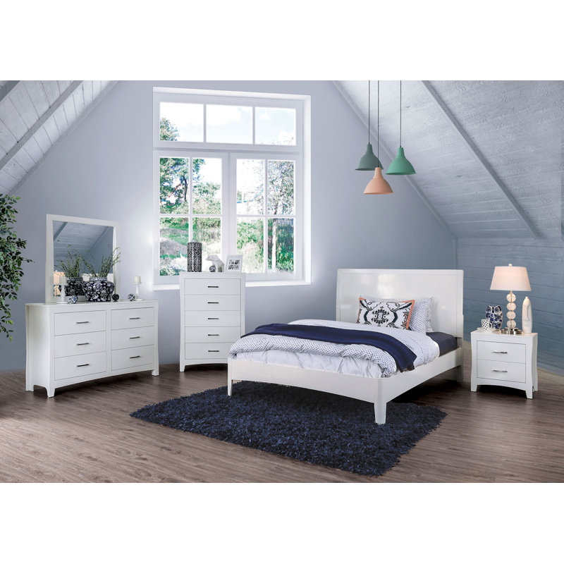 Milian Piece Bedroom Set