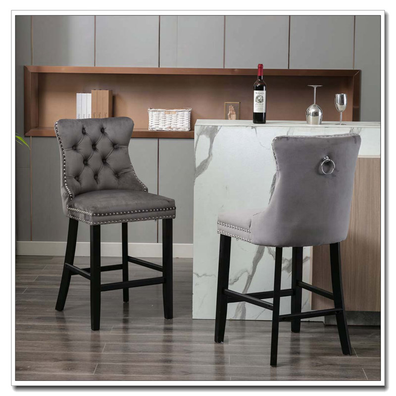 Tabourets de bar rembourrés en velours avec décoration capitonnée et pieds en bois, Noir, Gris