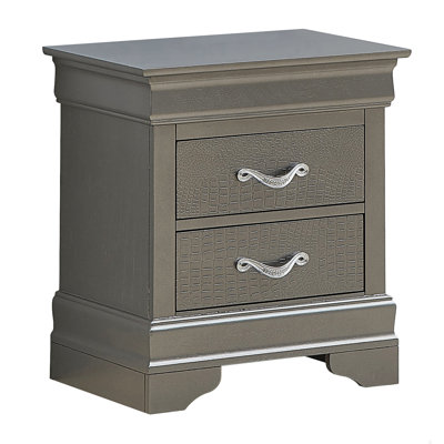 Elegant Traditional Nightstand