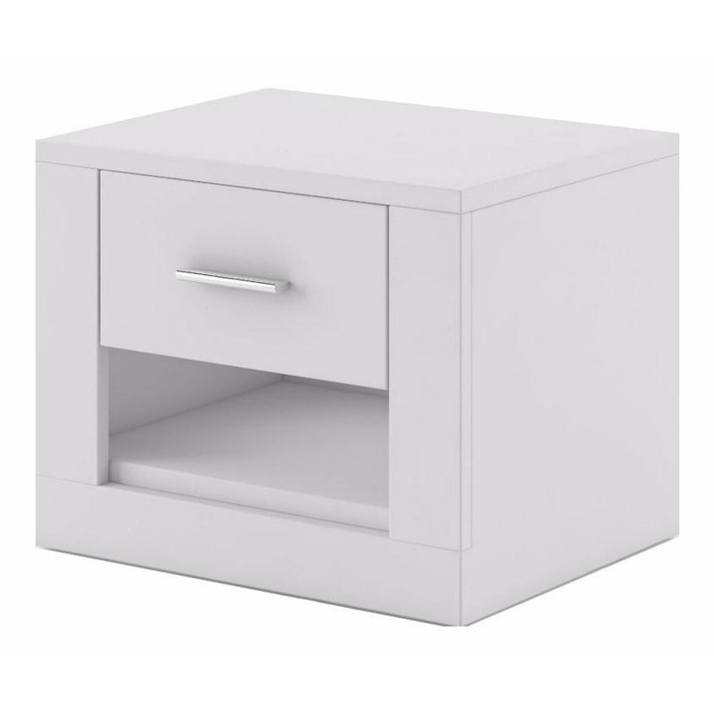 Nicolosa Piece Bedroom Set, White