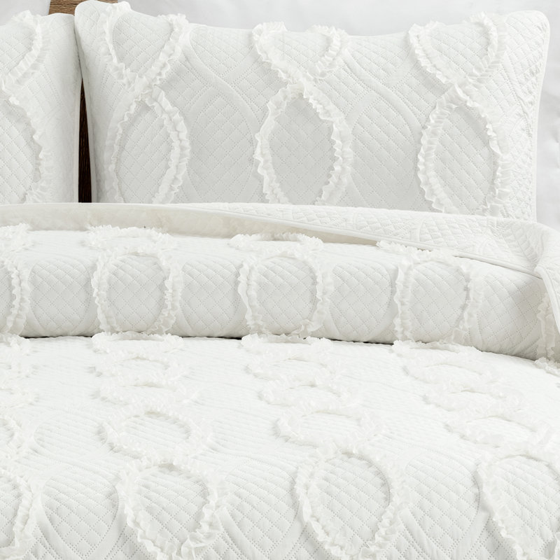  Microfiber 3 Piece Quilt Set, King Quilt + 2 Standard Shams, White