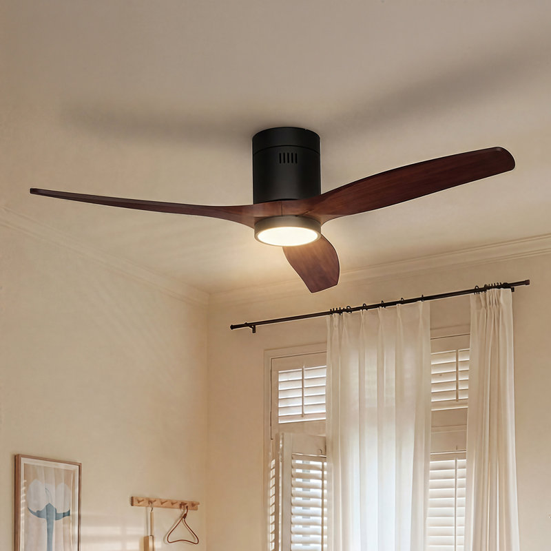 Ventilateur de plafond en bois massif 52 po, télécommande et contrôle mural, moteur DC réversible silencieux à débit d'air élevé jusqu'à 5600 + CFM, montage encastré pour pièce à profil bas
