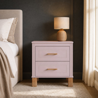 Élégante table de chevet à deux tiroirs avec panneaux latéraux cannelés et pieds en bois massif, grande armoire de rangement de chevet avec poignées en métal