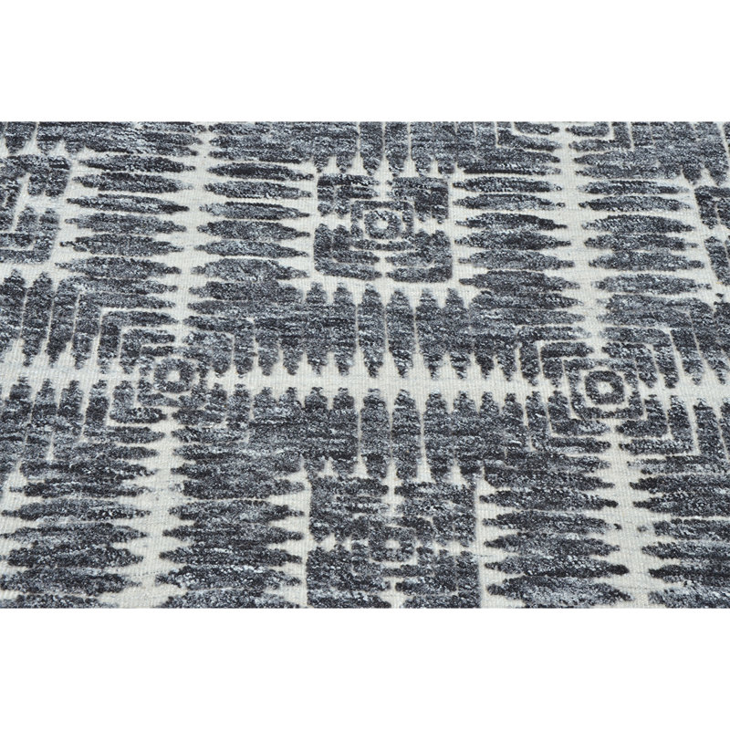 Geometric Area Rug in Ivory, Rectangle 8' x 10'