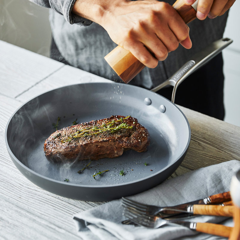 Gray Aluminum Ceramic Nonstick 8" and 10" Frying Pan Set