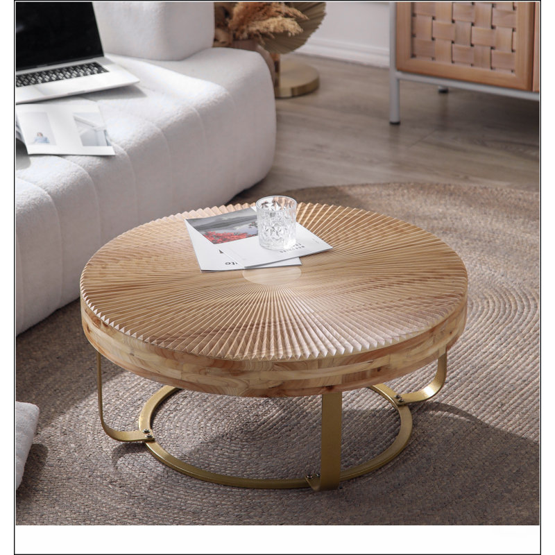 Table basse ronde moderne avec motif en bois sculpté et pieds en métal pour le salon, Naturel