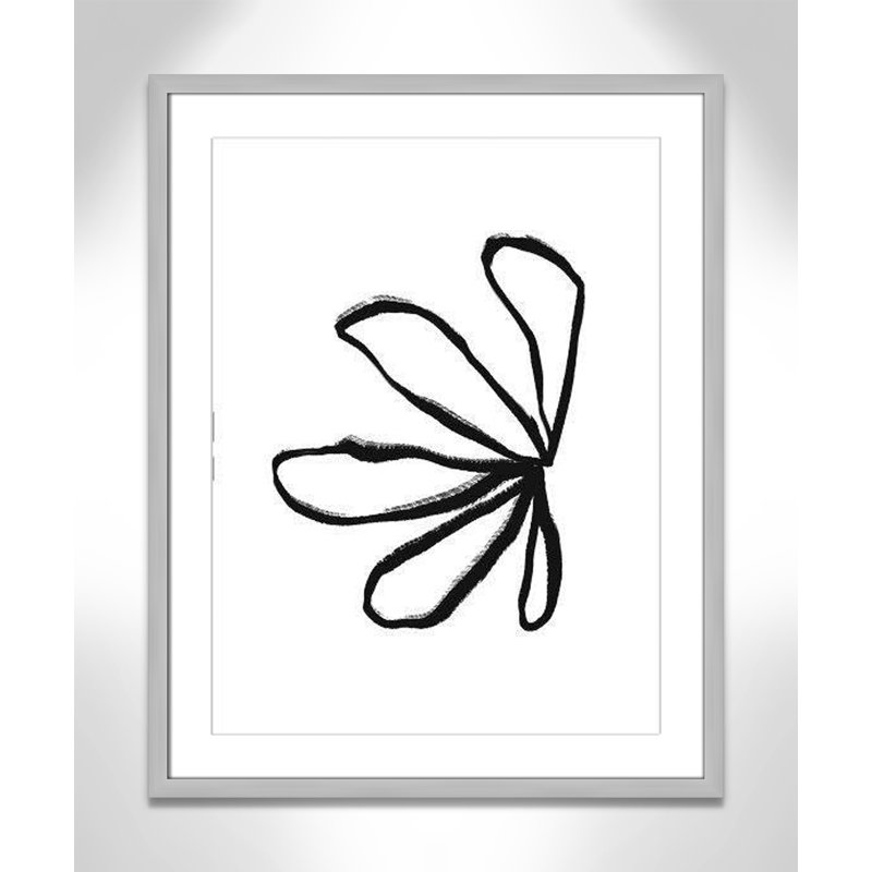 Collection de dessins au trait «Petals» par Leah Straatsma, Cadre photo argenté mat, H 29,5 po x l 23,5 po x P 1,25 po