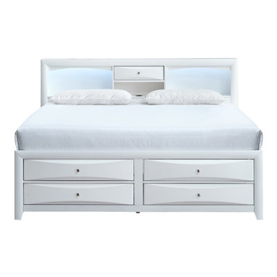 Kiril 681E92D109B44F0AB5C2015AF3F96041 King Bed White