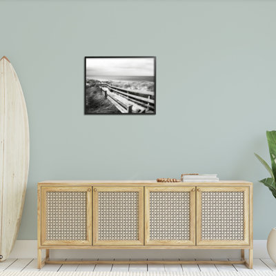 «Coastal Boardwalk Landscape», estampe numérique par GraffiTee Studios