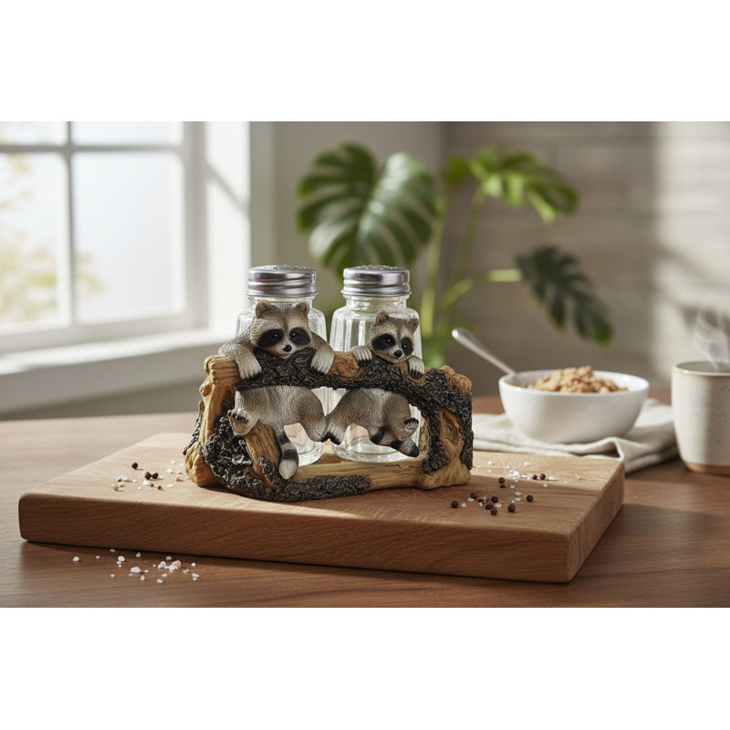 TWO RACCOONS TREE S&P HOLDER