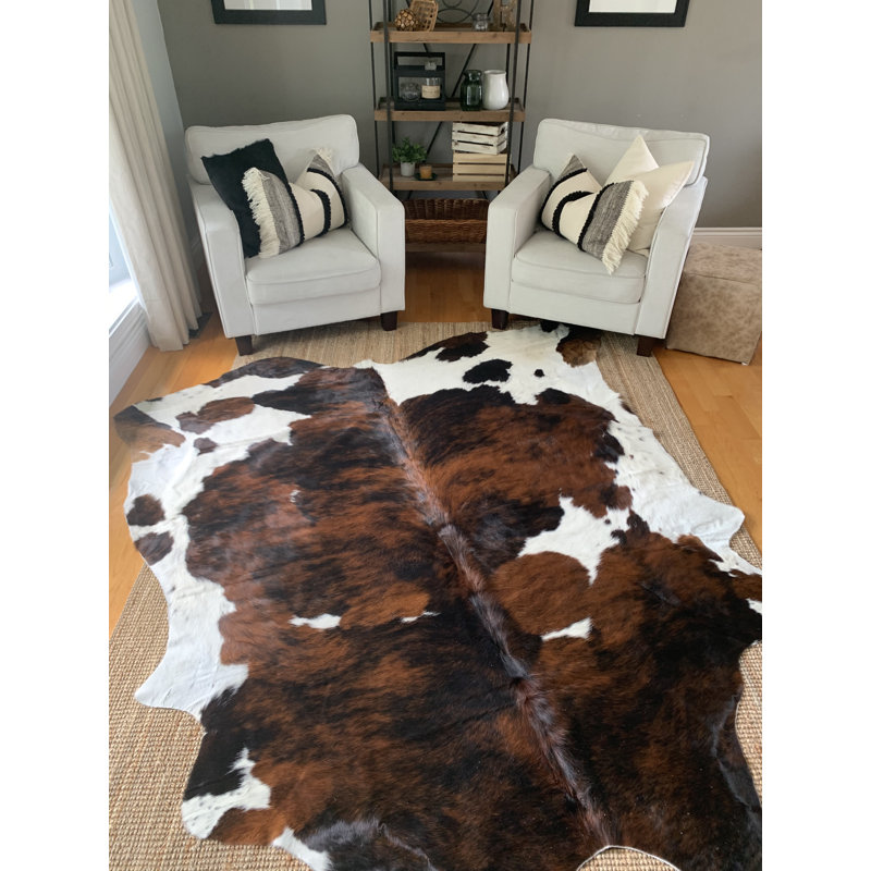 Indoor Rug, Novelty 7' x 7'