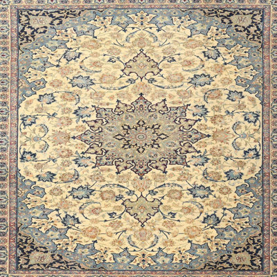 Rachmadewi Oriental Indoor Rug