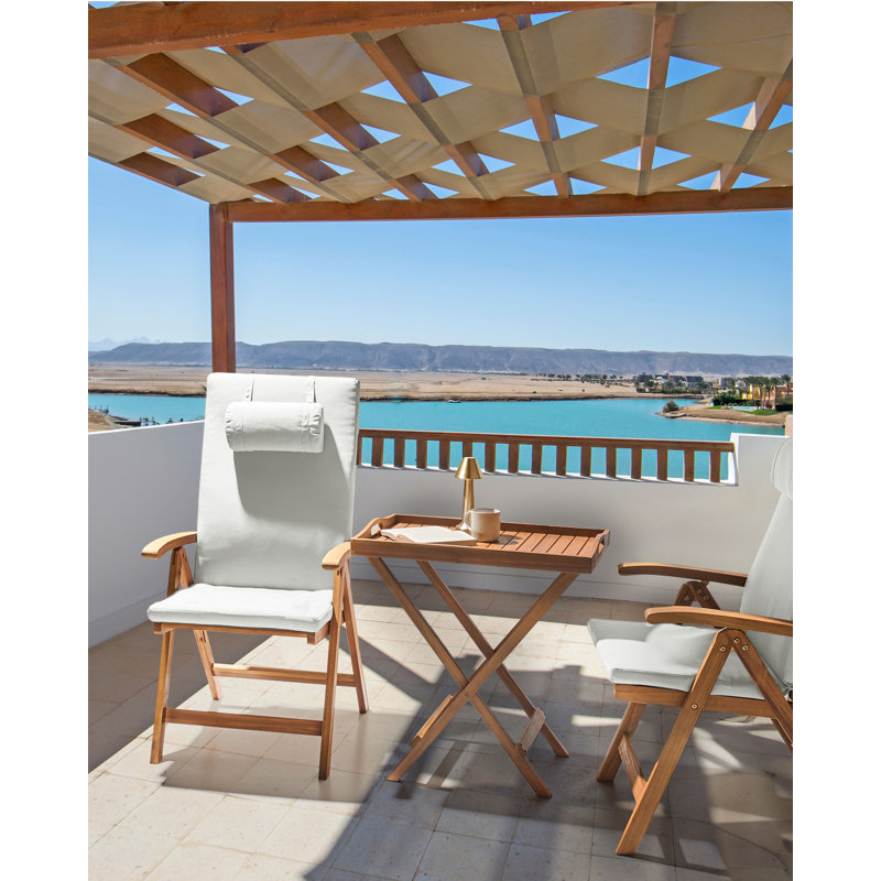 Outdoor Lounge Chair