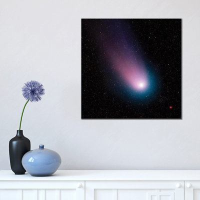 Image of Comet C/2001 Q4 (Neat) 1 Piece Wrapped Canvas Wall Art