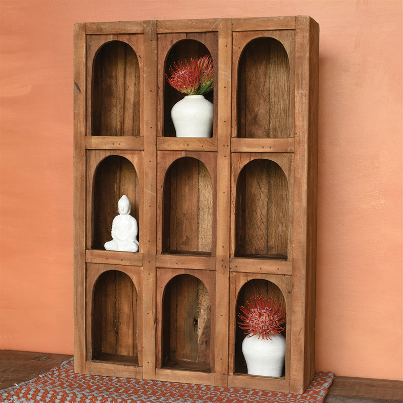 Vitrine Soledad Nine Arch