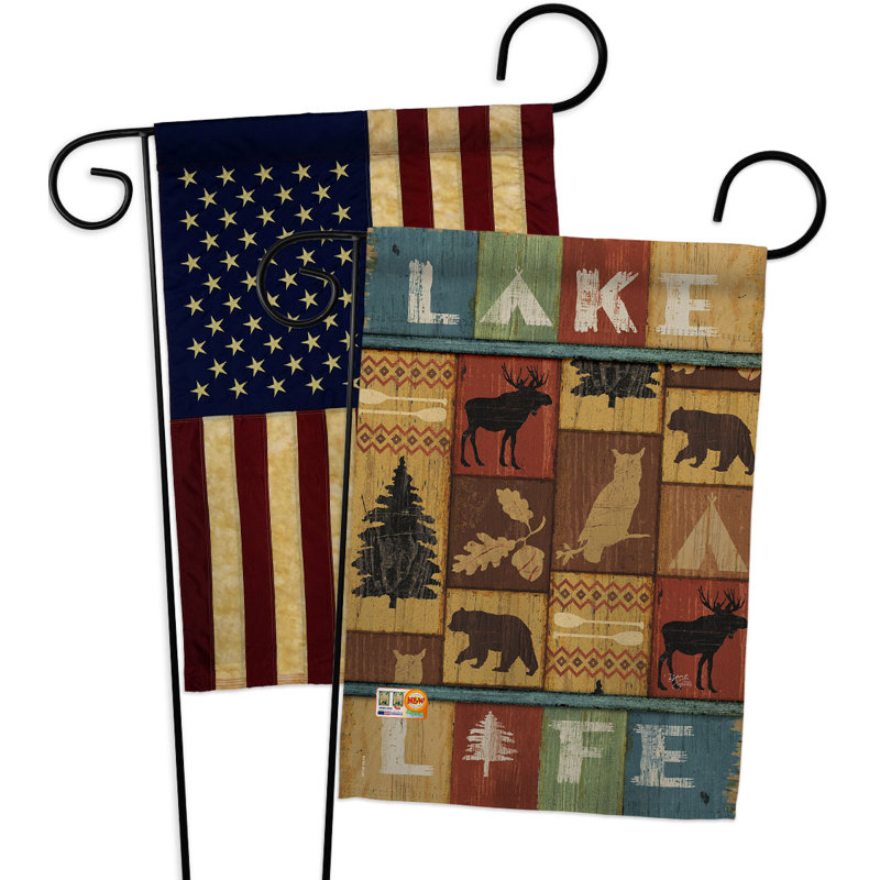 Drapeau de jardin en polyester 19 x 13 po Lake Life