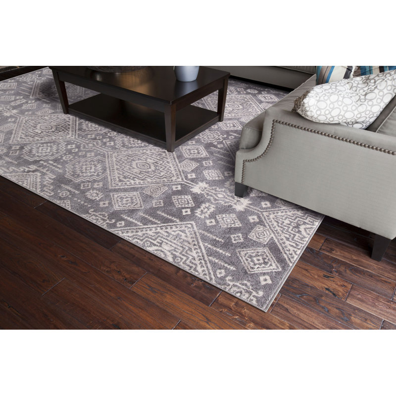 Oriental Indoor Rug, Rectangle 7' x 9'